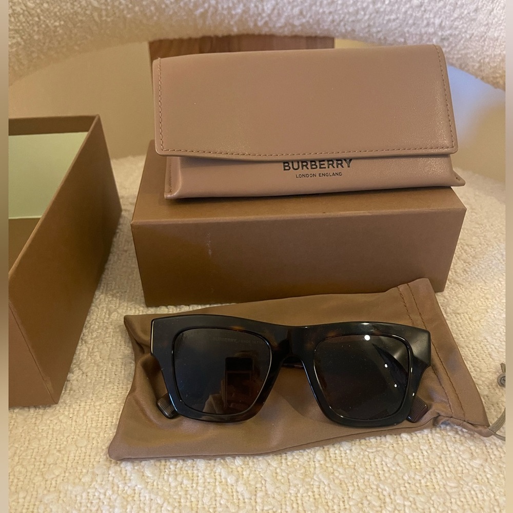 Burberry sunglasses